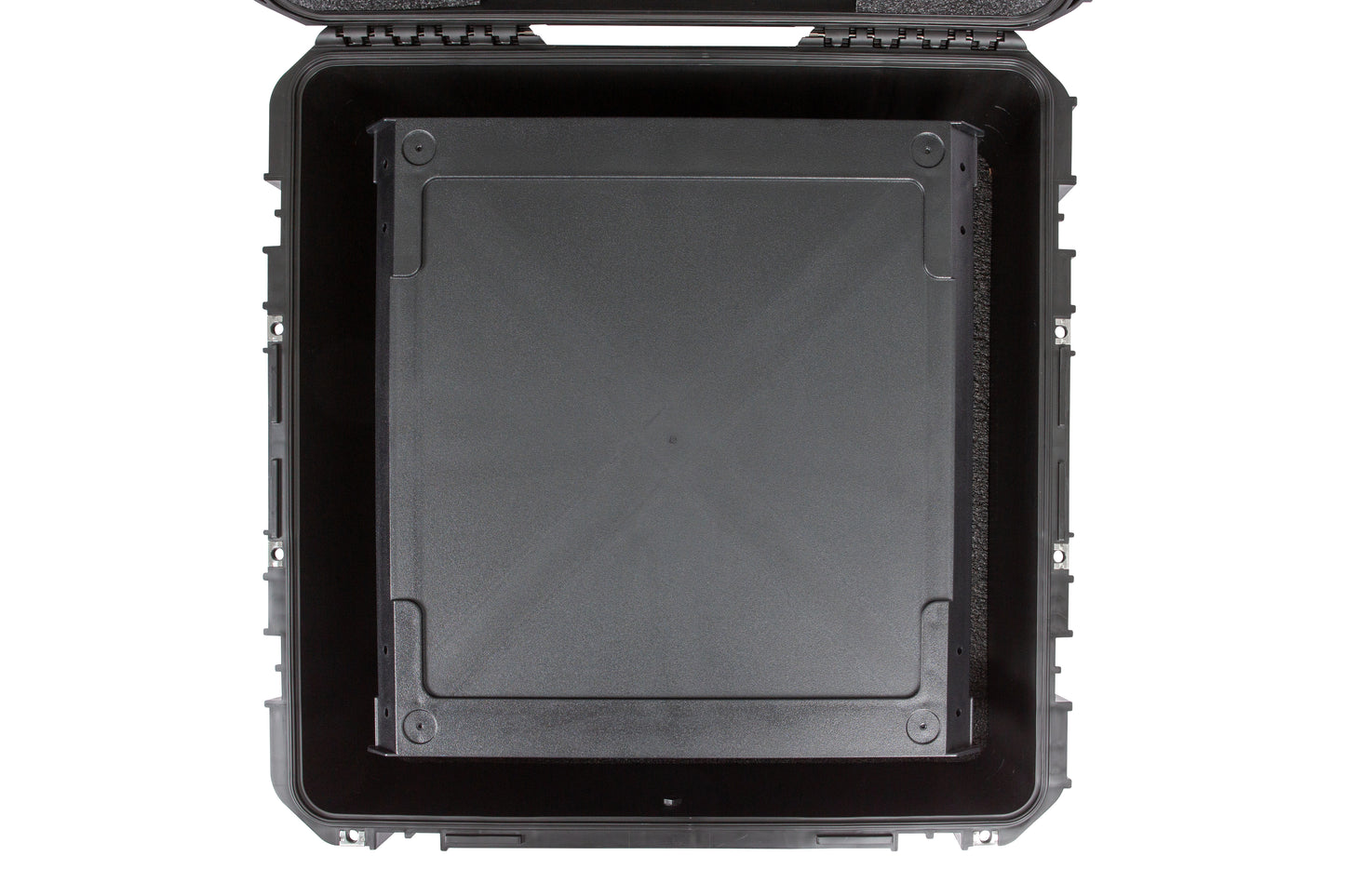 iSeries Case with Removeable 4U Injection Molded 20 Rack Cage, TSA Locking Latches, Wheels