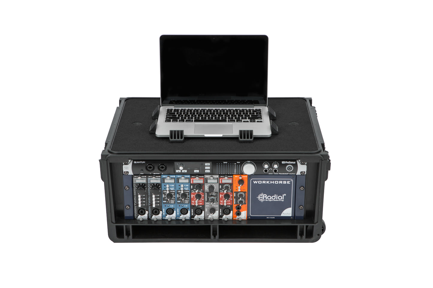 Injection Mold Laptop 4U Rack with wheels and pull handle