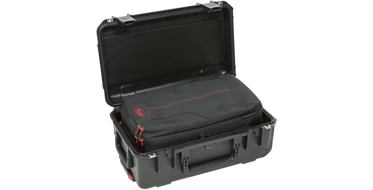 iSeries 3i-2011-7 Case w/Think Tank Designed Back Pack