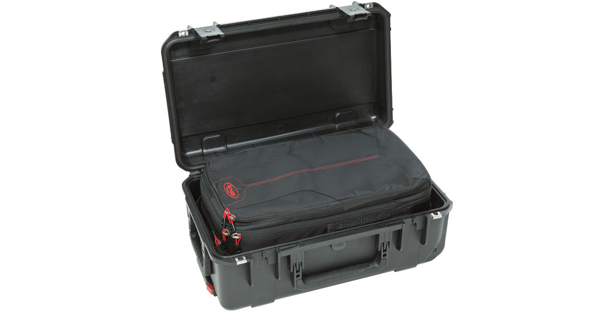 iSeries 3i-2011-7 Case w/Think Tank Designed Back Pack