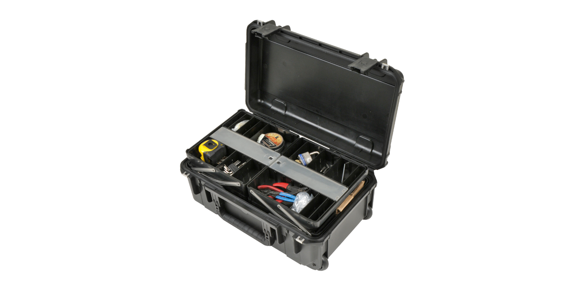 iSeries Tackle Box With Pull Out Trays w/Wheels