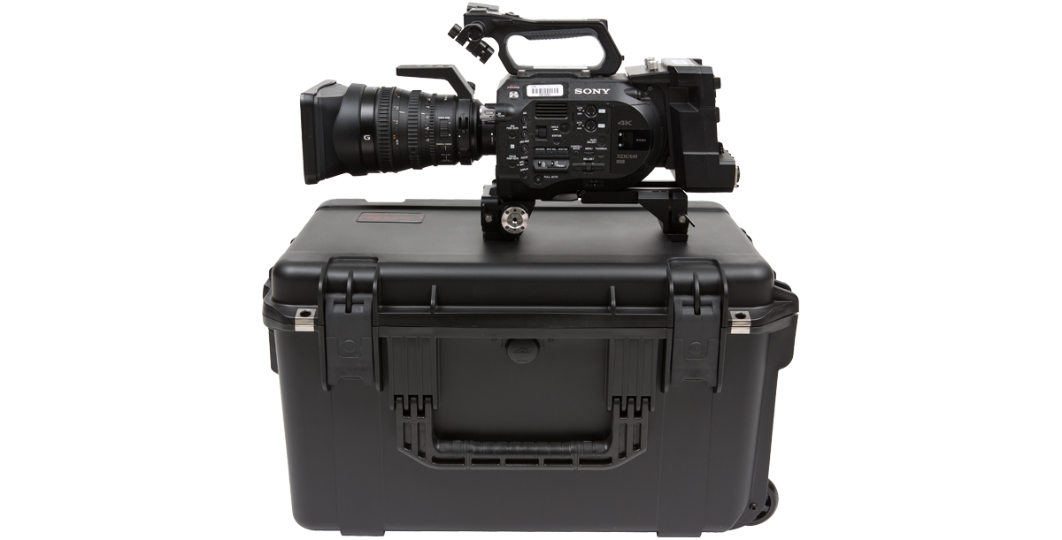 iSeries 3i-2213-12 Case w/Think Tank Designed Video Dividers