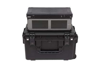 iSeries Case w Removeable 4U Injection Molded 9 Deep Rack Cage, TSA Latches, Wheels