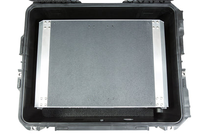 iSeries Case with Removeable 3U Injection Molded 20 Rack Cage, TSA Locking Latches, Wheels
