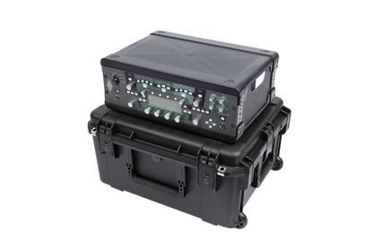 iSeries Case with Removeable 3U Injection Molded Rack Cage, TSA Latches, Wheels
