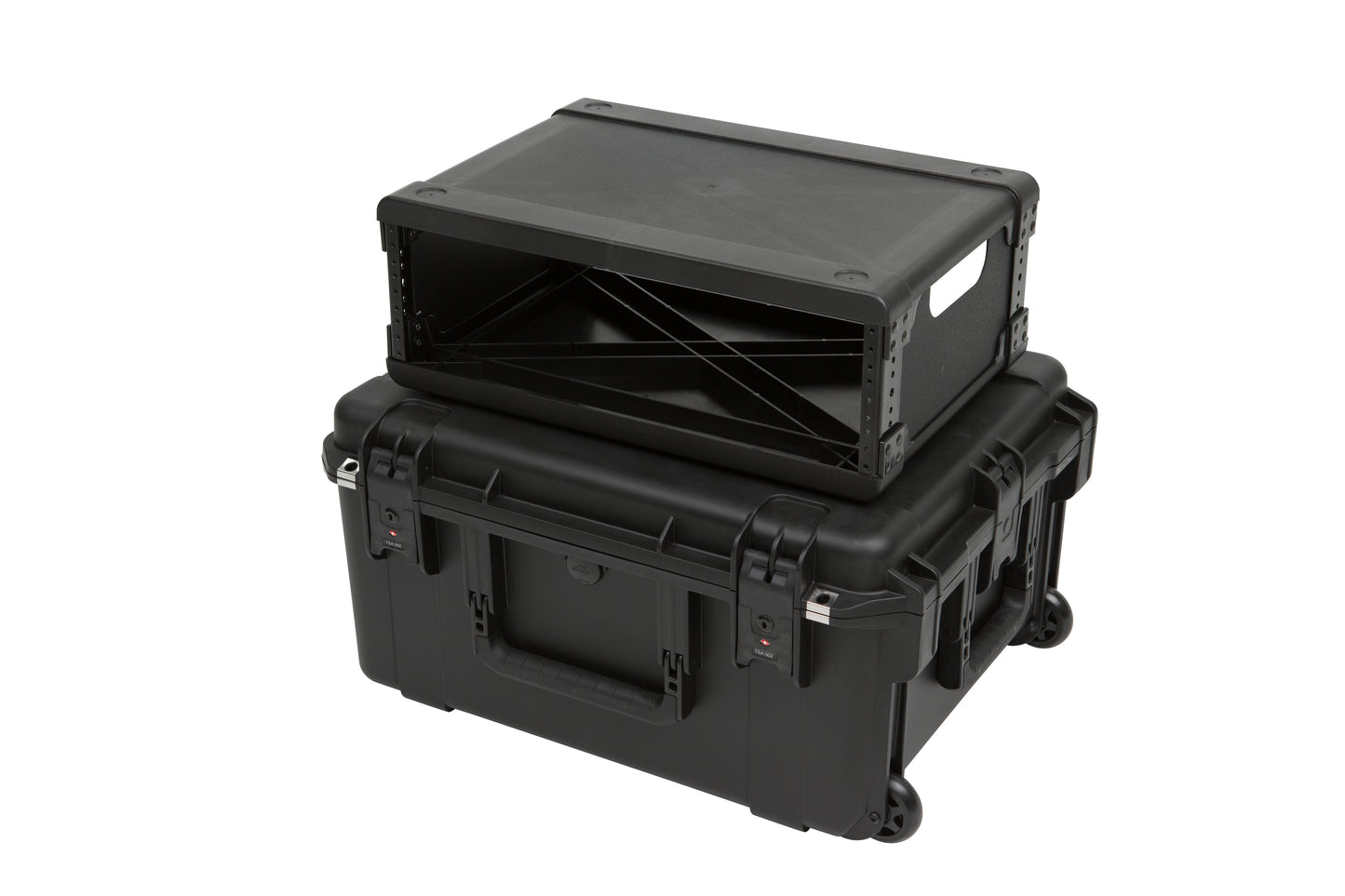 iSeries Case with Removeable 3U Injection Molded Rack Cage, TSA Latches, Wheels