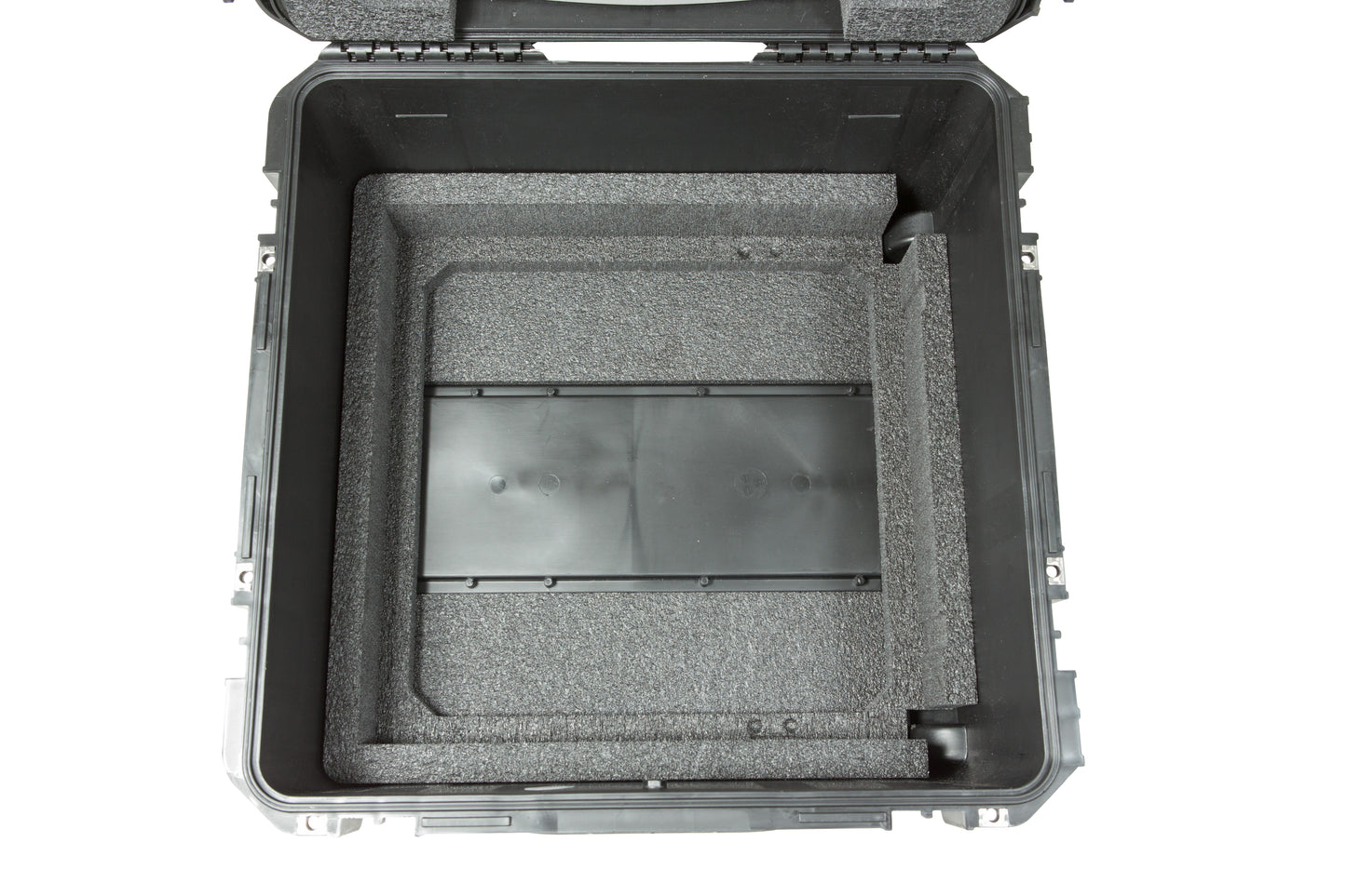 iSeries Case with Removeable 10U Aluminum Shallow Rack Cage, TSA Locks, Wheels