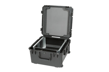 iSeries Case with Removeable 10U Aluminum Shallow Rack Cage, TSA Locks, Wheels