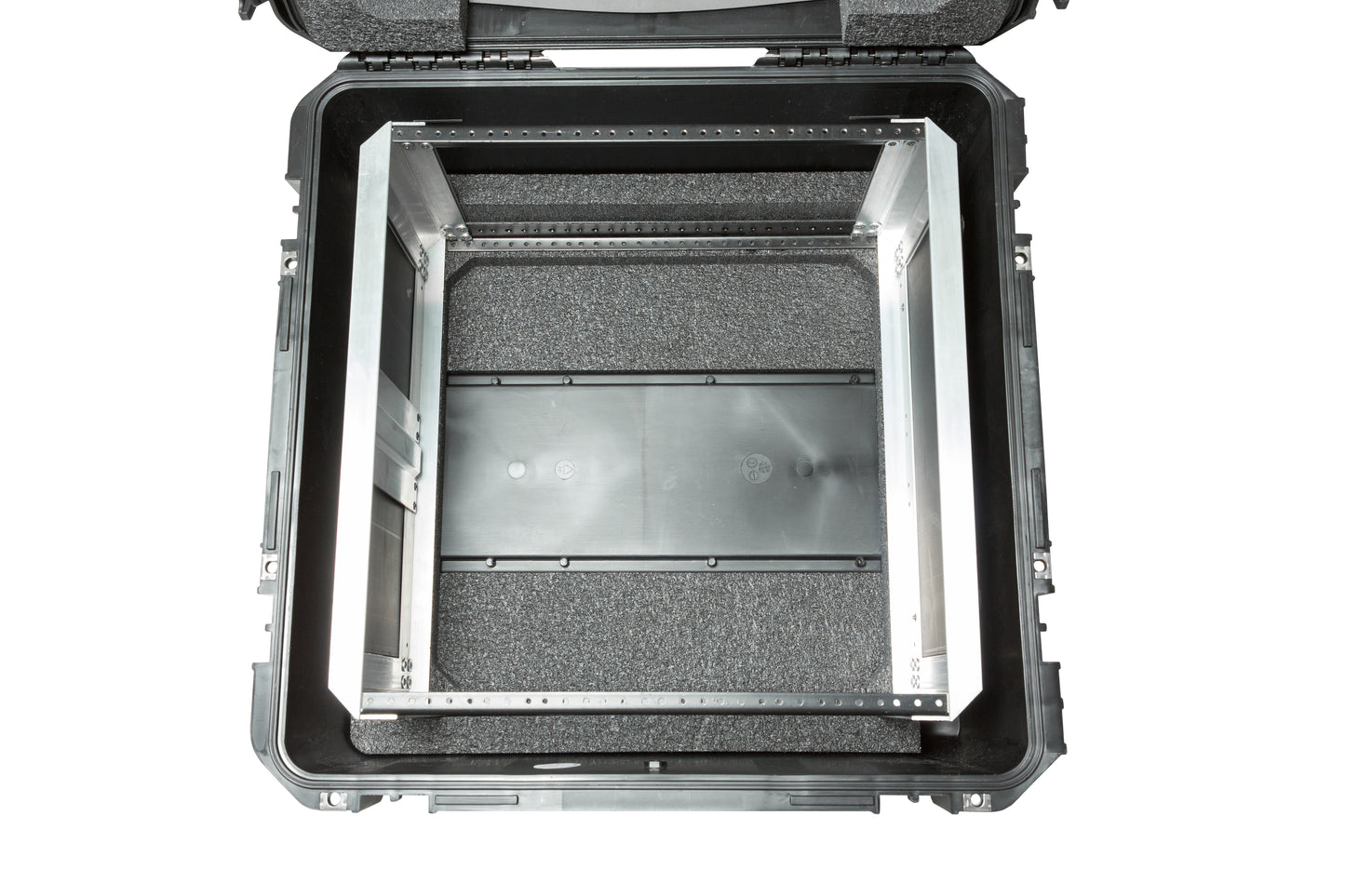 iSeries Case with Removeable 10U Aluminum Shallow Rack Cage, TSA Locks, Wheels