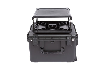 iSeries Case with Removeable 4U Injection Molded 20 Rack Cage, TSA Locking Latches, Wheels