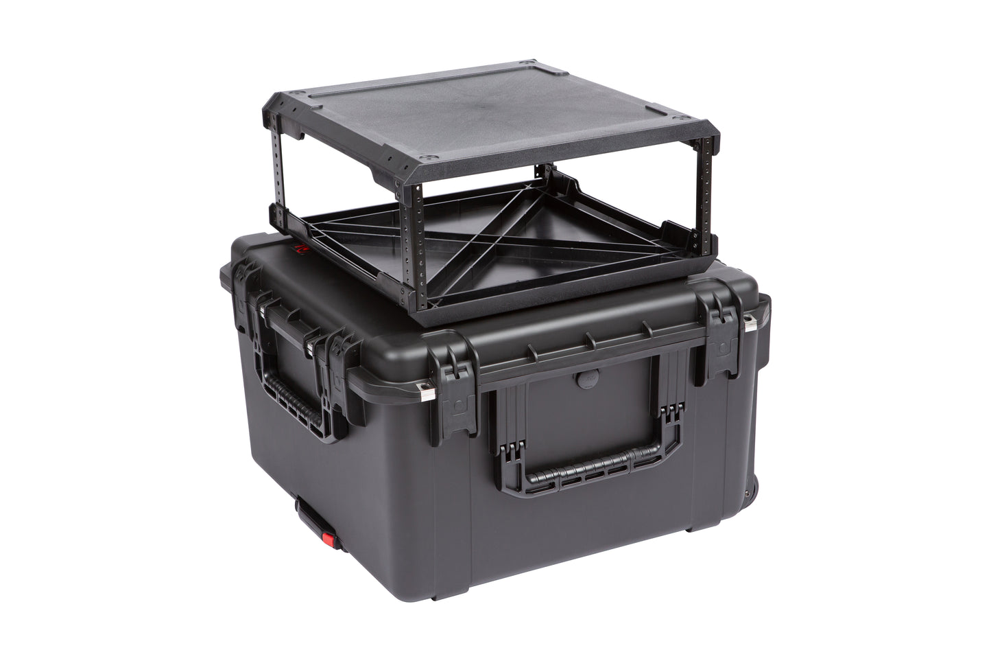iSeries Case with Removeable 4U Injection Molded 20 Rack Cage, TSA Locking Latches, Wheels