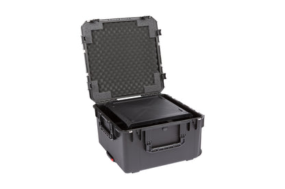 iSeries Case with Removeable 4U Injection Molded 20 Rack Cage, TSA Locking Latches, Wheels
