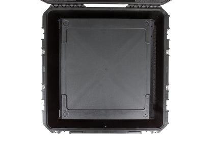 iSeries Case with Removeable 4U Injection Molded 20 Rack Cage, TSA Locking Latches, Wheels
